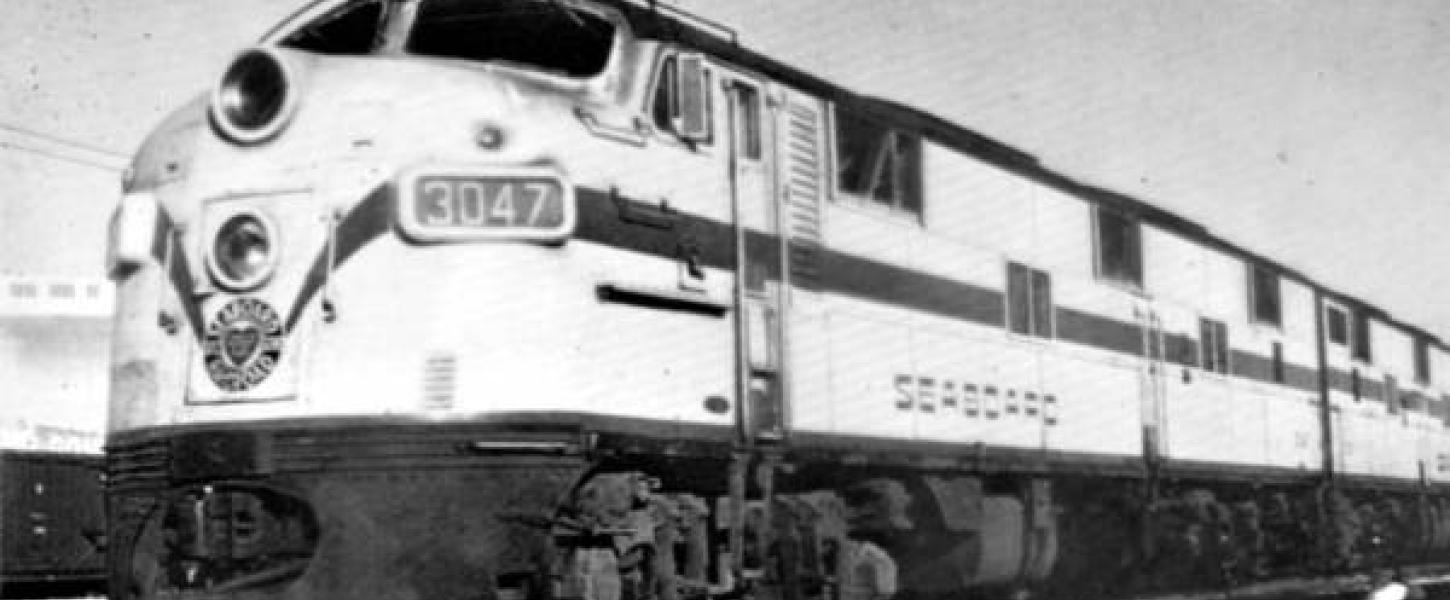 Silver Meteor led by E-7 Unit number 3047 departing from Miami in 1966