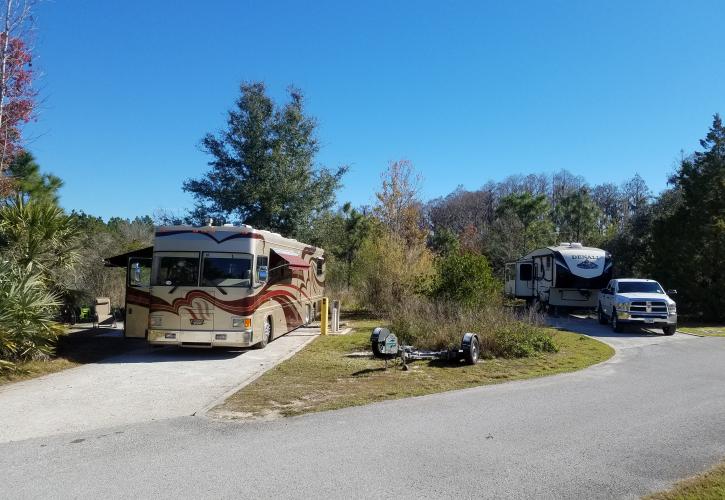 Lake Louisa Family Campground